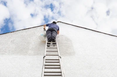 Peinture extérieure à Saint-Christophe-Vallon — façades et ravalement